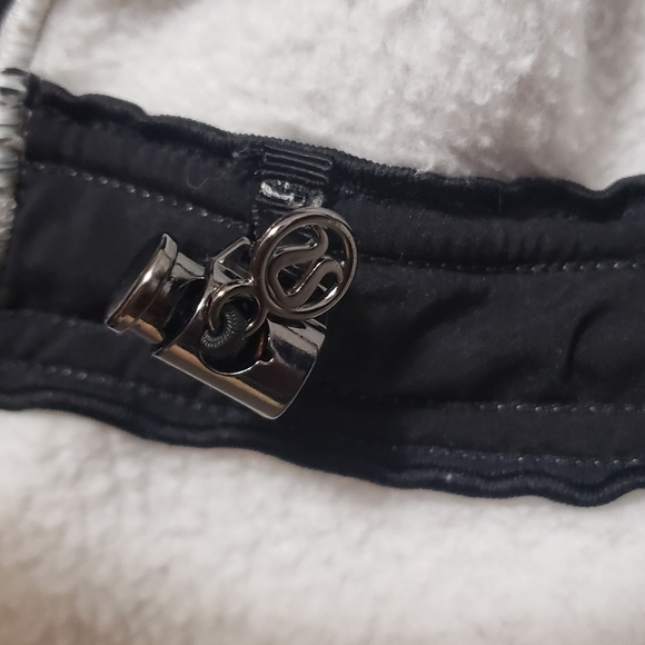 Lululemon and go take off zipped sweater - Picture 7 of 8